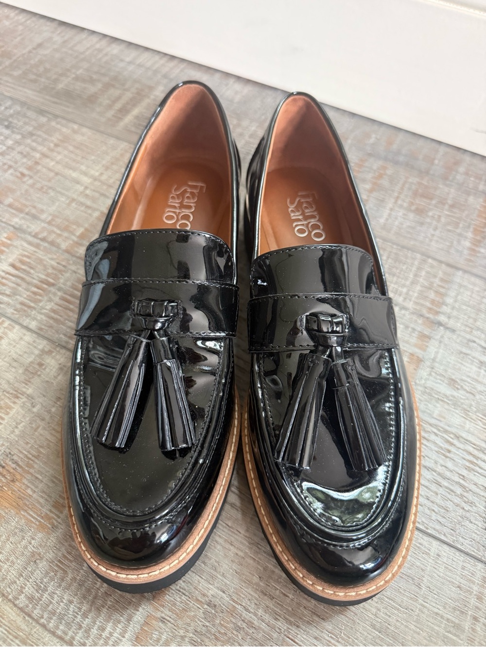 Franco Sarto patent Carolynn Tassel loafer like new sz7.5 - Picture 12 of 12